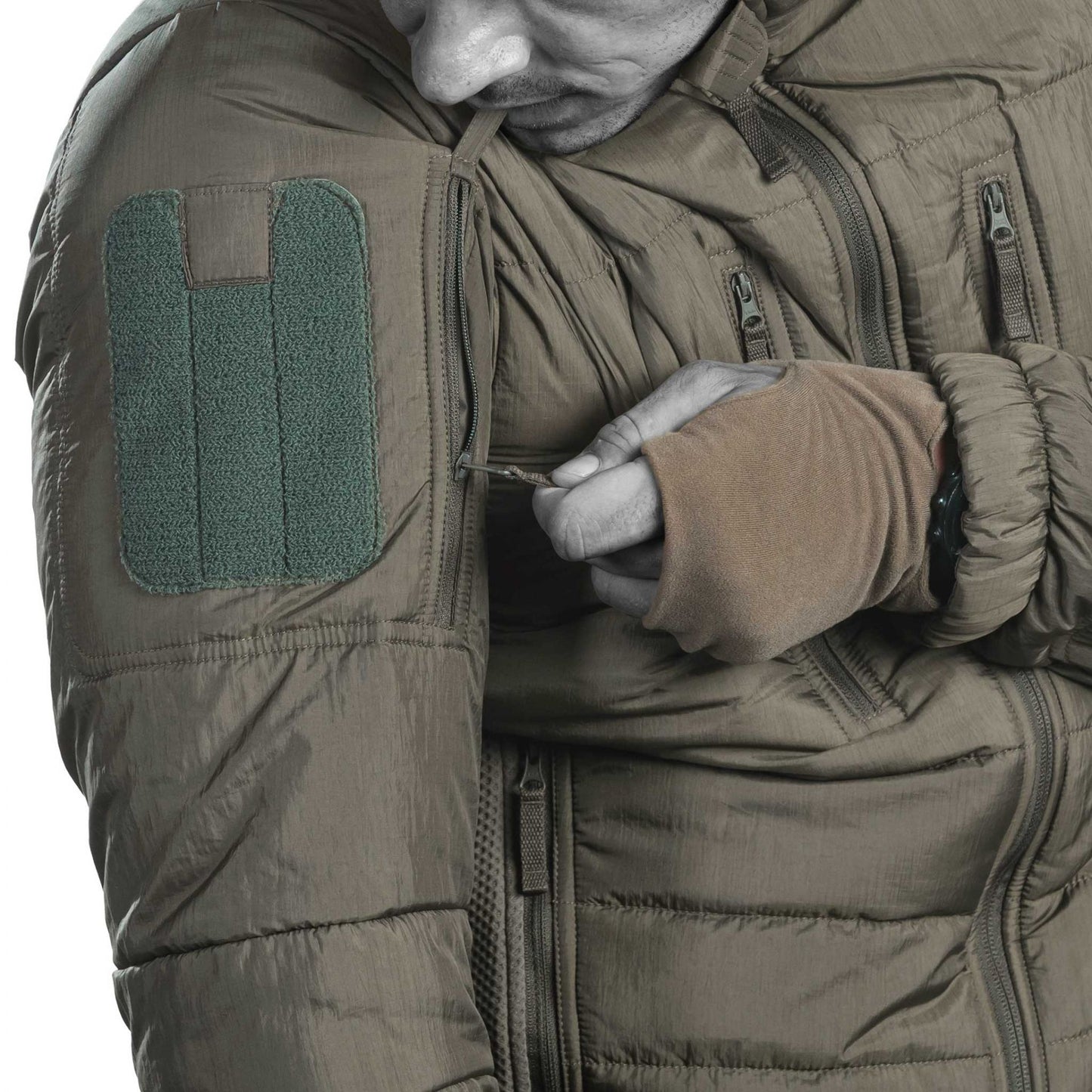 Enjoy durability in rough environments with Delta ML Gen.2 Tactical Winter Jacket. Abrasion-resistant construction ensures longevity.