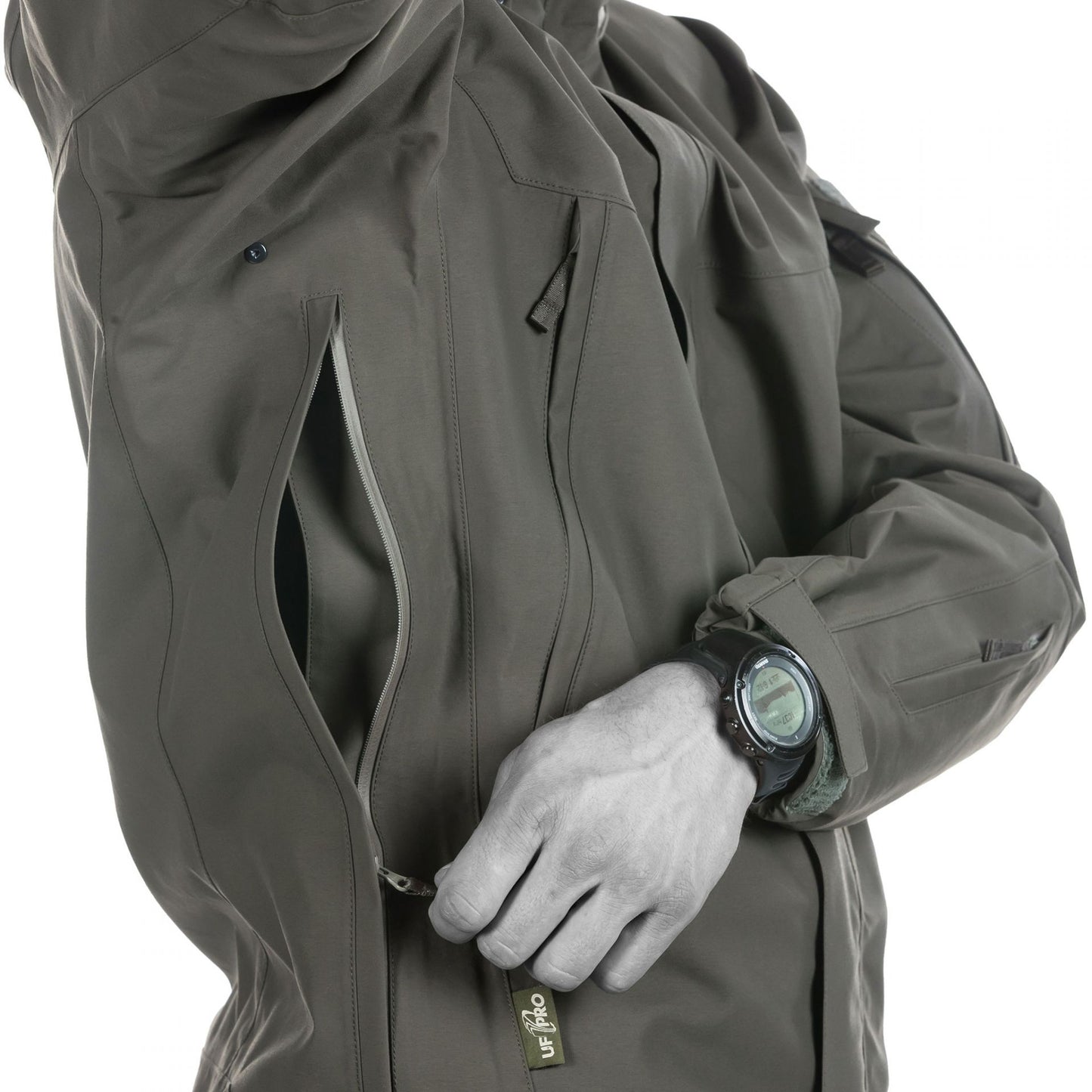 Stay comfortable with air/pac® inserts evenly distributing weight on shoulders.