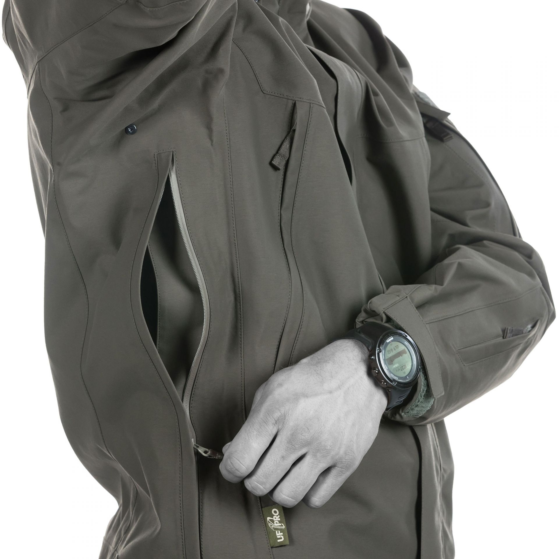 Stay comfortable with air/pac® inserts evenly distributing weight on shoulders.